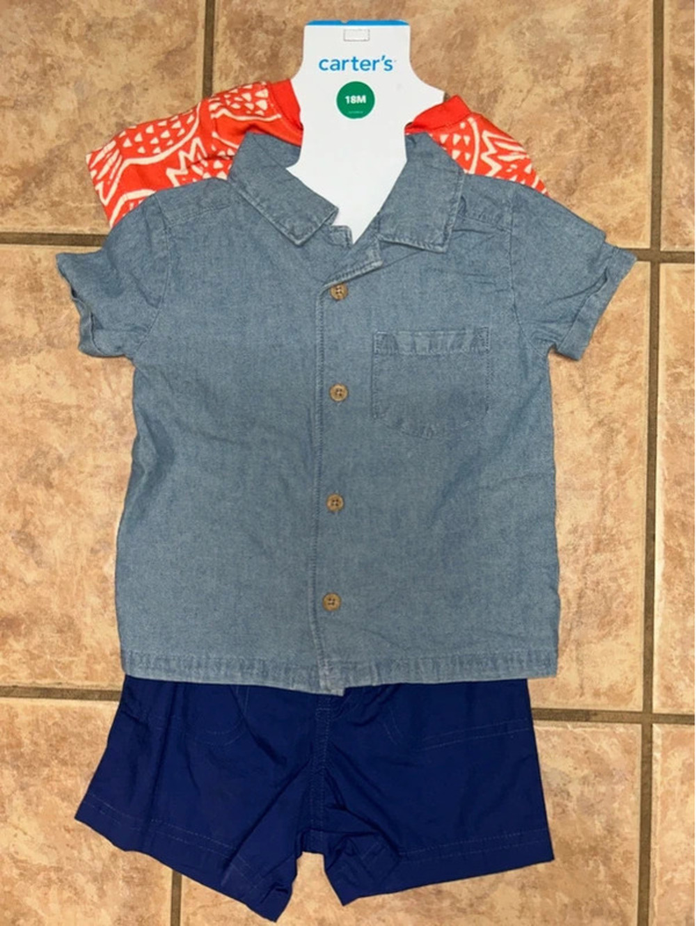Outfit size 18 months